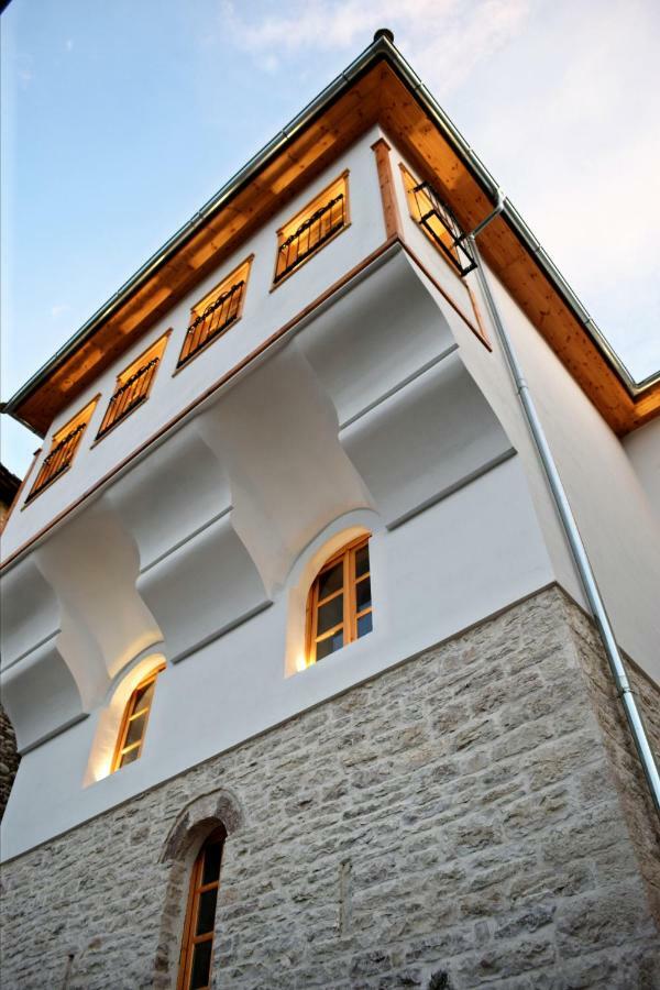 Argyropolis Boutique Hotel Gjirokastër Exteriör bild